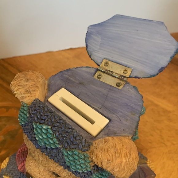 Teddy Bear Figurine with Gift Coin Bank Multicolor Resin - Picture 10 of 10